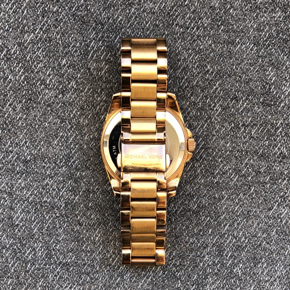 MICHAEL KORS Women's MK 5613 Rose Gold-Tone Stainless Steel Bracelet Watch - Picture 6 of 8